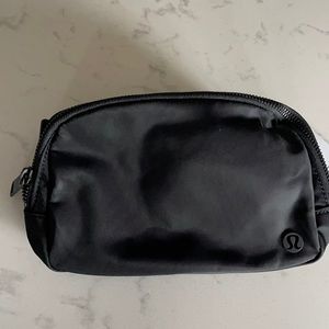 Everywhere Belt Bag